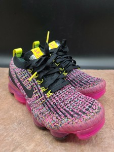 vapormax rosa e preto