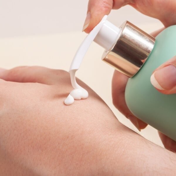 Portus Cale, White Crane Body Lotion 300ml with Yuzu, Vetiver and Mandarin...