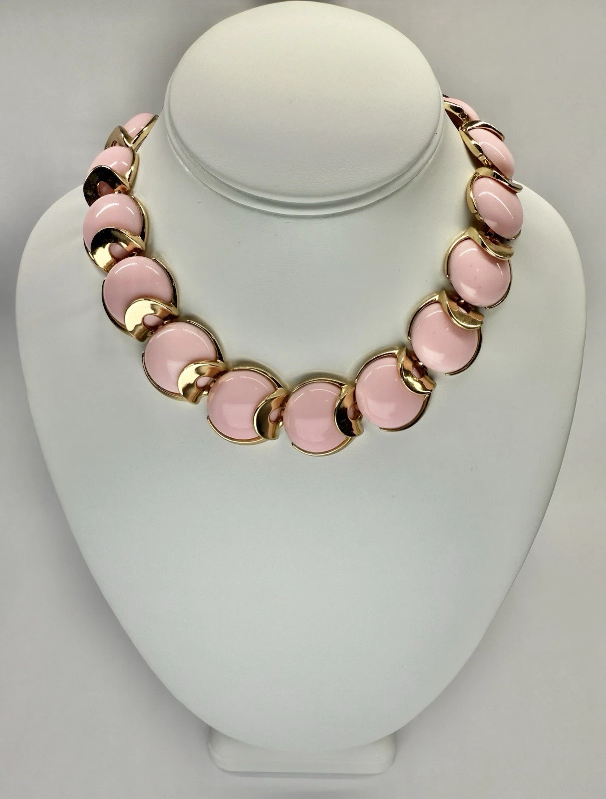 TRIFARI Crown Demi Parure Pink Lucite Vintage Necklace Jewelry WITH TAGS N169