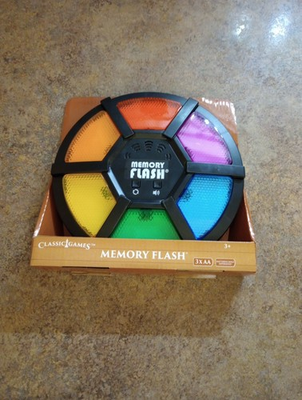 #ad Classic Games Memory Flash Simon Like Game New Corner DMG Batteries Required $13.72