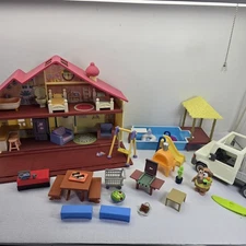 Bluey Lot Of Toys, 31 Pieces Assembled, House, Truck, Bbq, Tiki Playsets & More