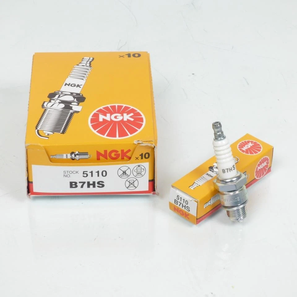 Bougie d'allumage NGK pour Auto Piaggio 190 Ape Après 2001 Neuf - Photo 1/1