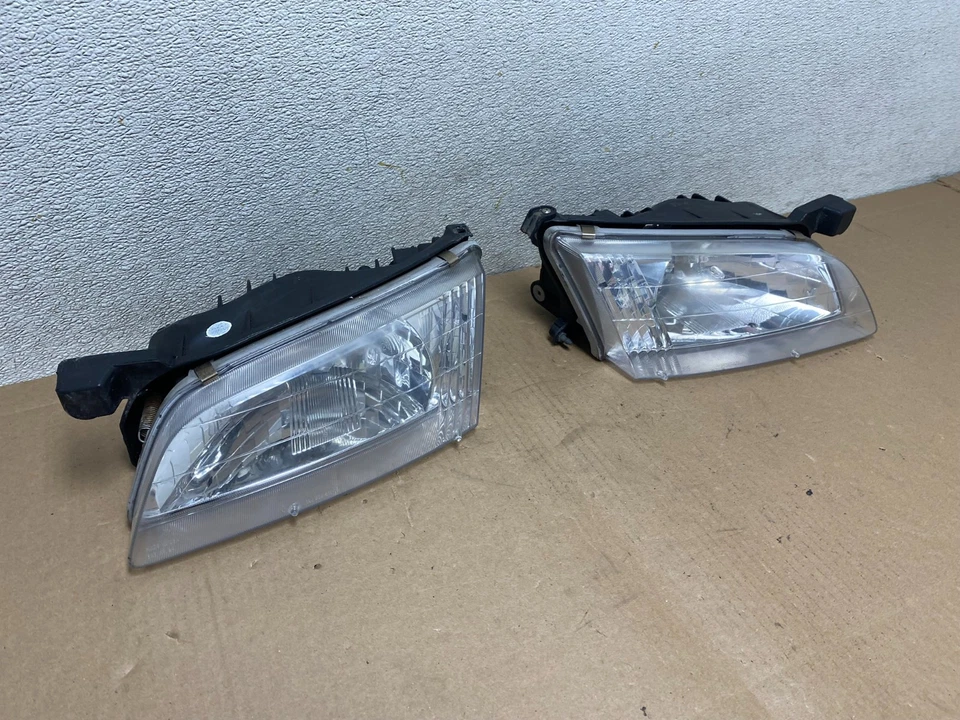 Juego faros delanteros izquierdo+derecho Nissan Altima 1998-1999 S0258 DW Foto 3 de 4