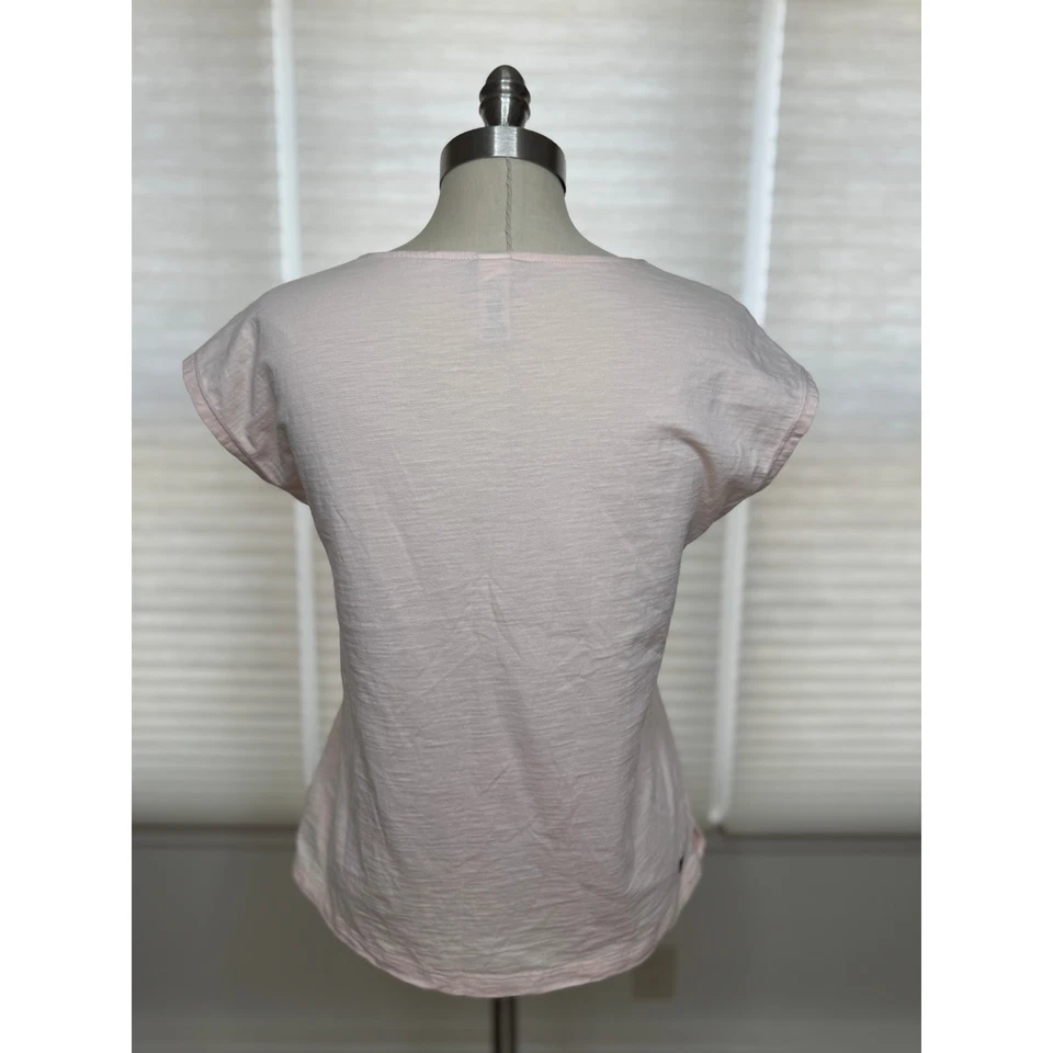 Camiseta Tea Collection, Camiseta Rosa Bordada, Niñas Talla 12 XL o Mujer XS/S Foto 4 de 4