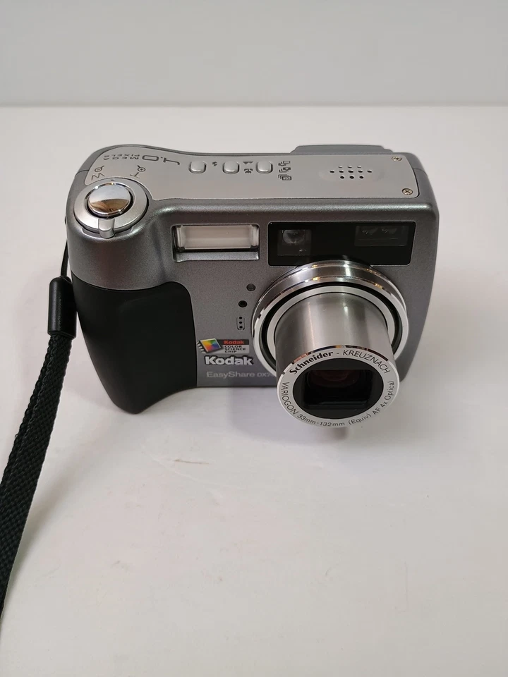 Kodak EasyShare DX7440 4.0MP Digital Camera Silver Charger 2 Batteries WORKS  - Image 2 of 4