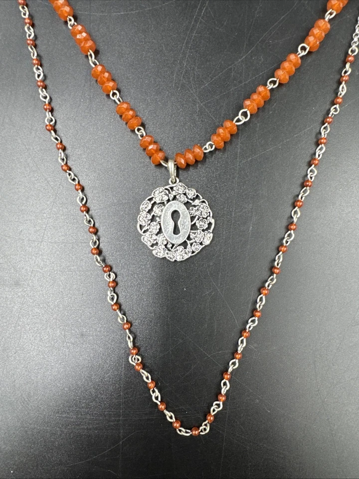 LUCKY BRAND Collar Ajustable Tono Plata Cerradura Con Flores Acentos Naranja Foto 2 de 4