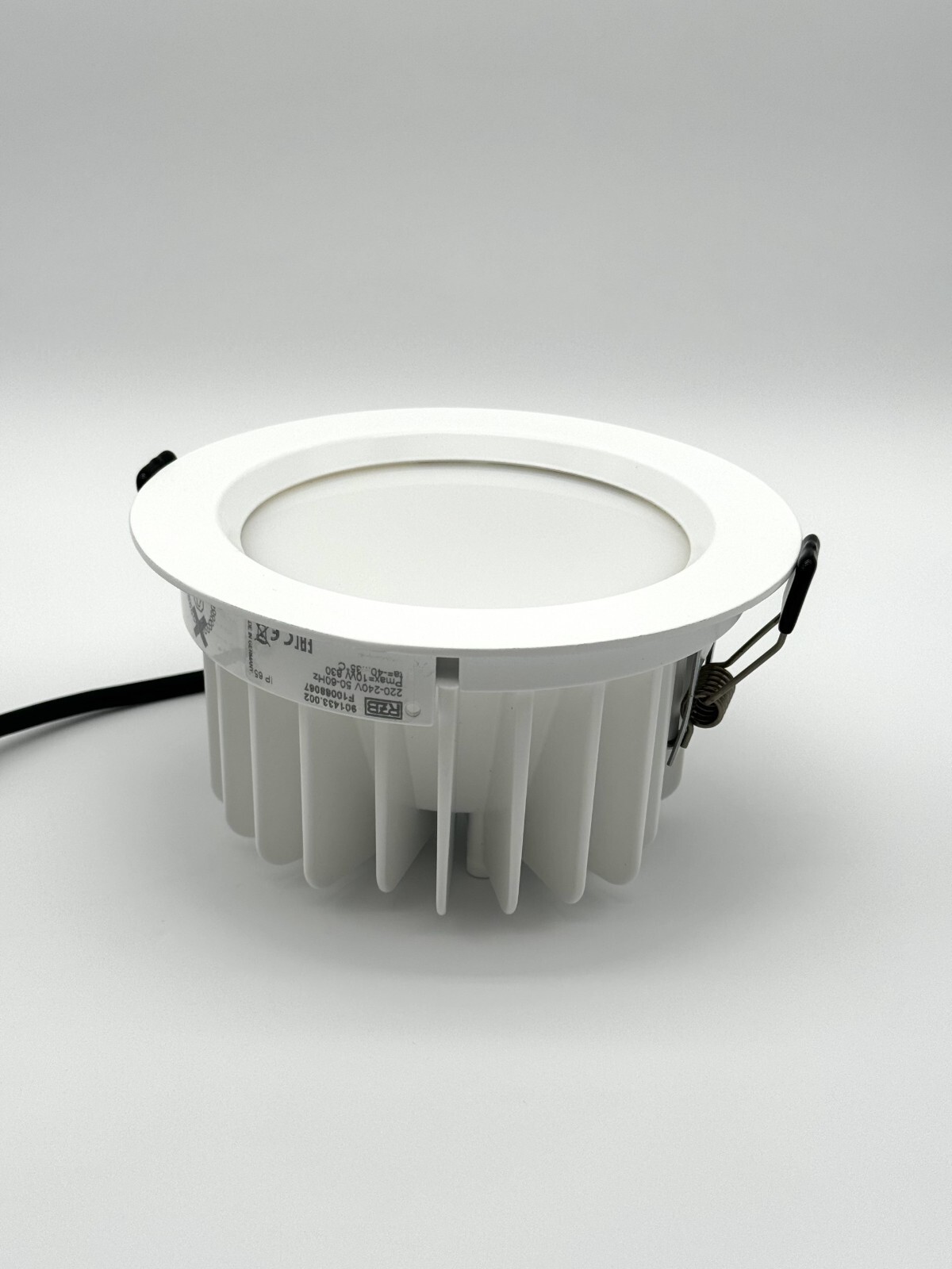 Downlight LED RZB LEDONA ECO lumière douce pour ambiance de bureau à la maison