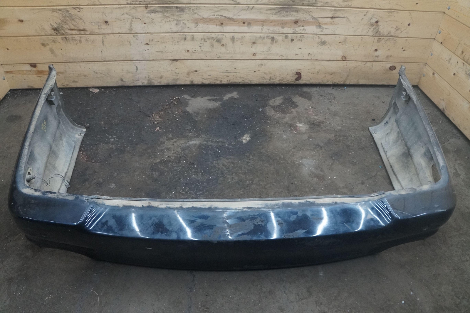 Rear Bumper Cover Assembly Black Bentley Arnage T 2002