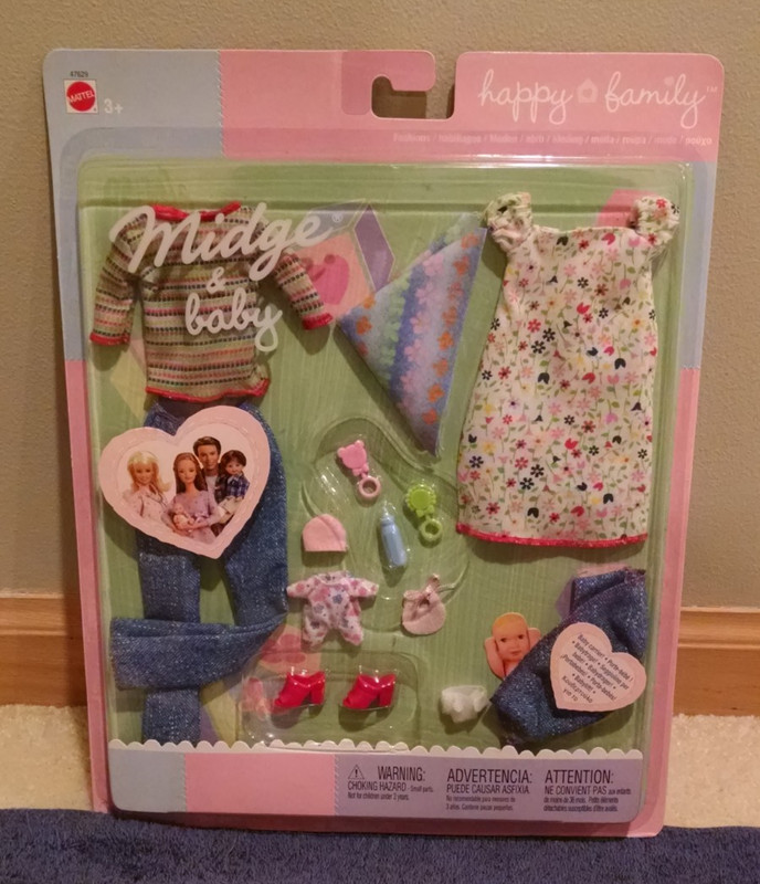 2003 Barbie Happy Family Happy Fashion Clothes Midge and Baby 47629