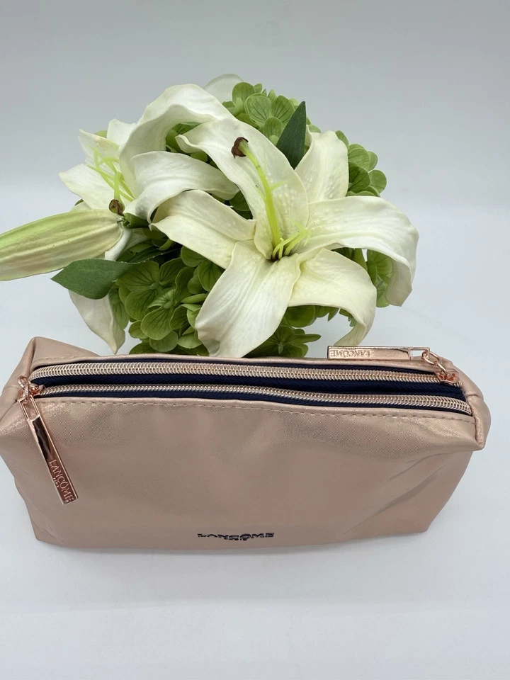 Bolsa de Maquillaje Cosmética Doble Cremallera Lancome 10 1/4" X 5 3/4" Foto 2 de 4