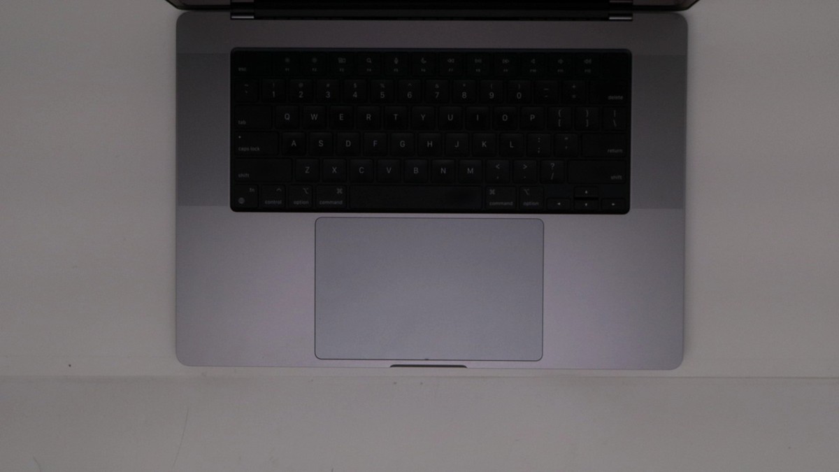 Apple Macbook Pro 16