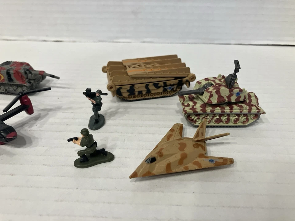 GI Joe Micro Machines Cobra Lot Of 7, Elefant, V-22 Osprey,BRDM2 AT5,Sturmtiger. - Image 4 of 4