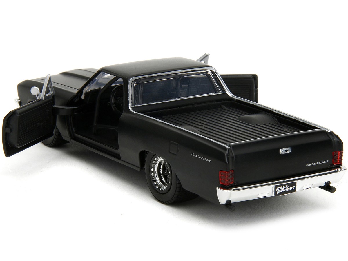 No536 ミニカー1/18箱無し CHEVROLET EL CAMINO SS 1967 Chevrolet El Camino Matt Black 