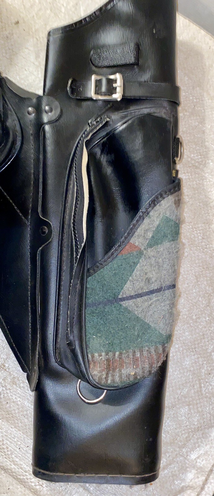 ALLEN BLACK ARCHERY HIP QUIVER - 3 TUBES - 2 POCKETS