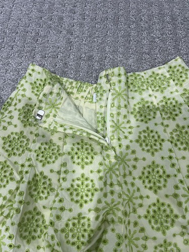 Zara Kids Green Mid Rise Floral Embroider Shorts Girls Size 10 - Picture 3 of 5