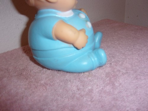 VINTAGE "UNDEENA PUPPE" 5,75' GROSSER GUMMIJUNGE QUIETSCHPUPPE..FREIGEGEBEN..MCMLXVIII - Bild 5 von 7
