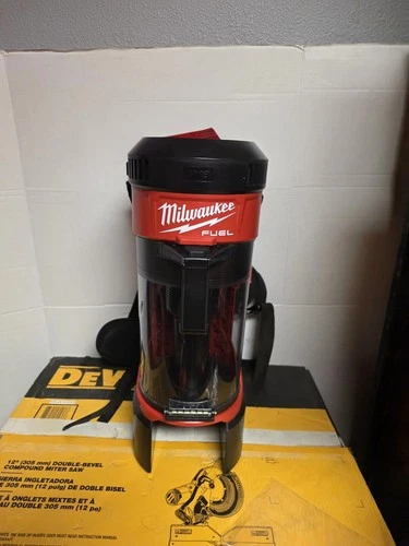 "NEW" Milwaukee 0885-20 M18 Fuel Backpack Vacuum MISSING ACCESSORIES