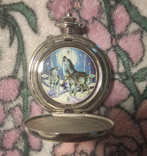International Wolf Center Quartz Full Hunter Pocket Watch Silver Wolf Theme