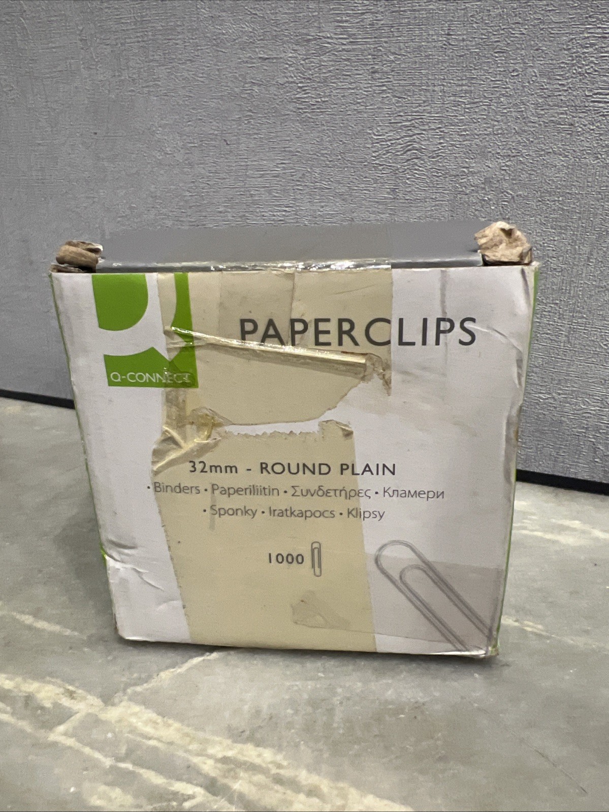 Q-Connect Paperclips Plain 32mm (Pack of 1000) KF01315 ( Box Damaged )
