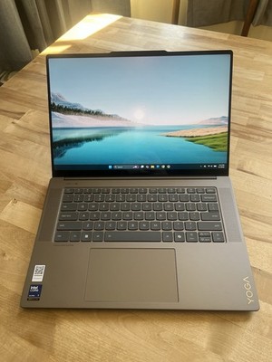 Lenovo Yoga Slim 7i Aura Edition