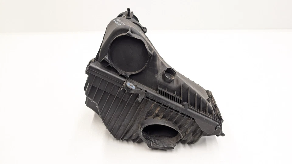 VOLKSWAGEN TOUAREG 7P MK2 AIR FILTER BOX HOUSING 3.0 TDI DIESEL 7P0129601 2013 — 第 3/4 张图片