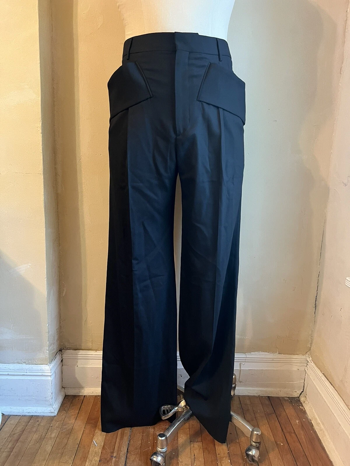 Givenchy — GIVENCHY RUNWAY BLACK WOOL SIDE POCKET TABS DETAILED DESING DRESS PANTS 28US 44F