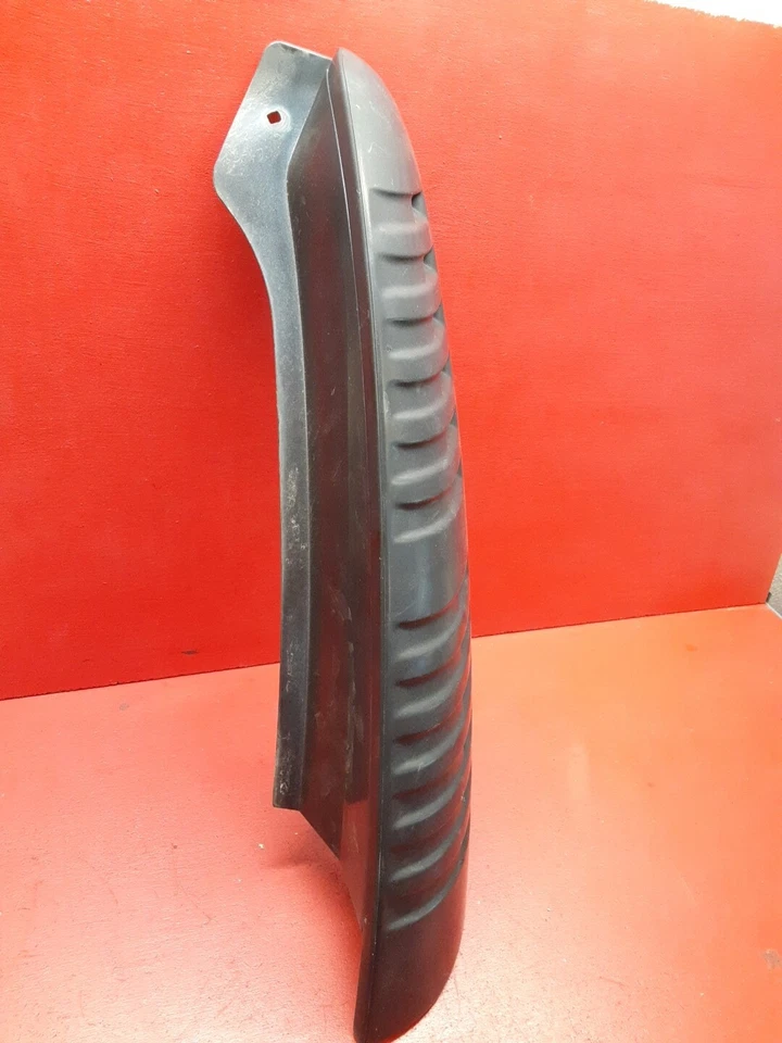 Chevrolet Suburban 2000-2006 cuarto derecho panel aplique superior 15765114 Foto 3 de 4