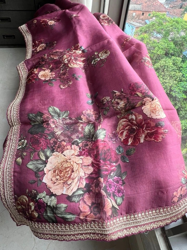 Sari de organza impresión digital sari floral sari ropa de fiesta sari Foto 3 de 4