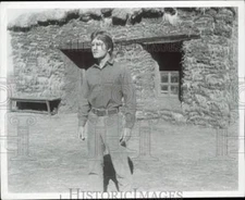 Press Photo Actor Roger Kern in "Young Pioneers" - lrp99319