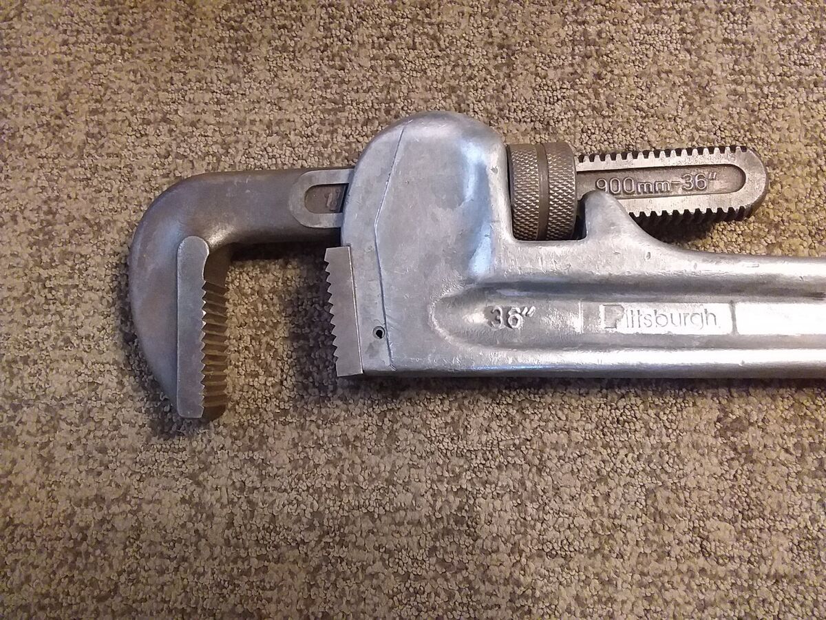 Aluminum Pipe Wrench - 36 – Be in a Tree