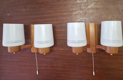 Vintage Paar Nachttischlampen mit doppelter Wandhalterung #295A