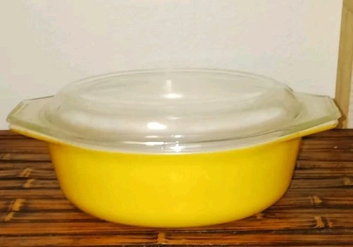 Vtg Yellow Pyrex Oval 1 1/2 Qt Dish With Glass Lid Cook Kitchen