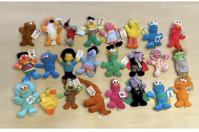 Kellogg's 1999 Sesame Street 4'' Mini Beans Complete Set 24 Pc With Tags