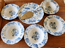 Portmeirion Botanic Blue cake stand, server and 5 bowls, Excellent condition.