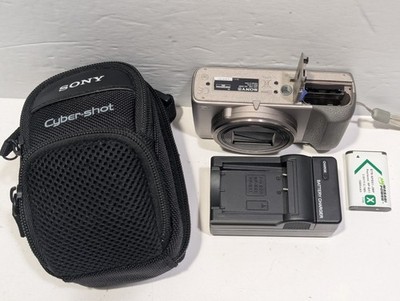 Sony Cyber-shot DSC-HX50V 20.4MP Digital Camera w Case & Charger