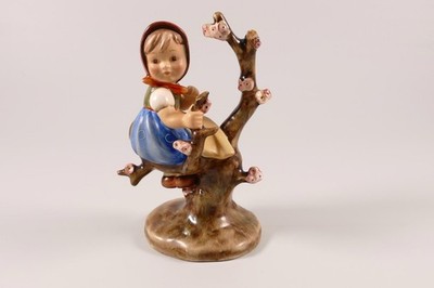 Hummelfigur Hummel Goebel Figur 141 Hum Frühling DEFEKT