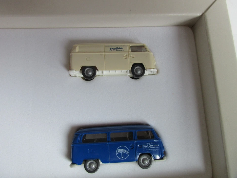 WIKING 9905348 Set Il Bulli T2 La Erfolgsstory VW , 4 Modelli Nuovo IN Cartone - Immagine 4 di 4