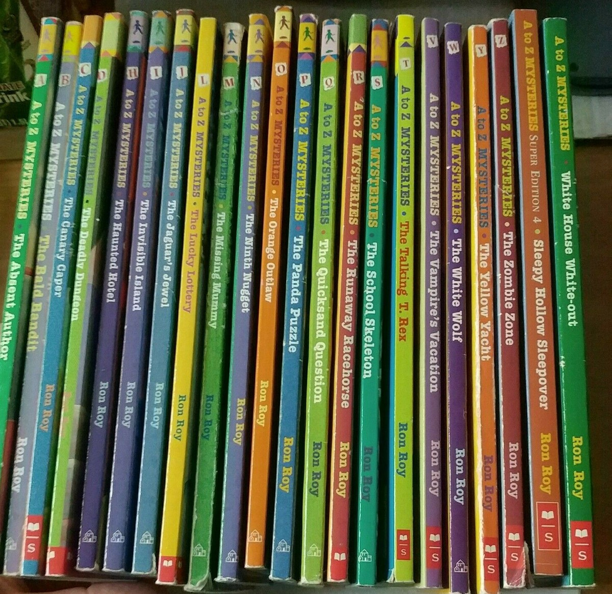 Lot of 22 A to Z Mysteries-pbk-Ron Roy-Scholastic-young adult