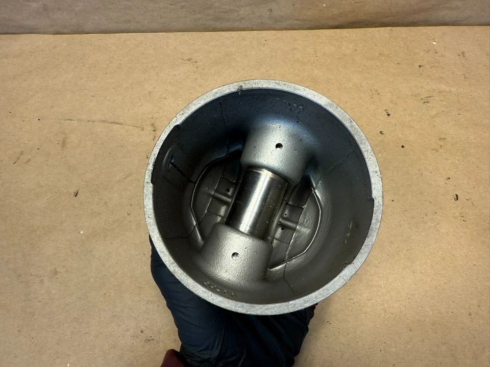 捷豹 3.8 直列 6 发动机活塞全套原始设备制造商 C14806 — 第 3/4 张图片