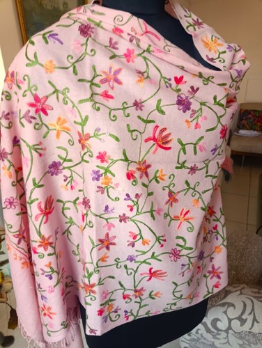 KASHMIRI CREWEL pale blossam EMBROIDERED SHAWL 100% CASHMERE PASHMINA SCARF - Picture 6 of 9