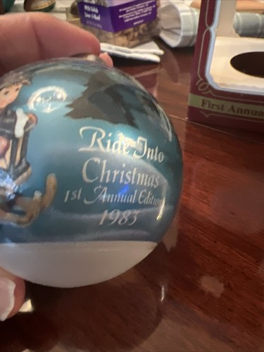 M.J. HUMMEL ~ 1983 RIDE INTO CHRISTMAS ORNAMENT ~ 1st ANNUAL EDITION - Picture 11 of 11