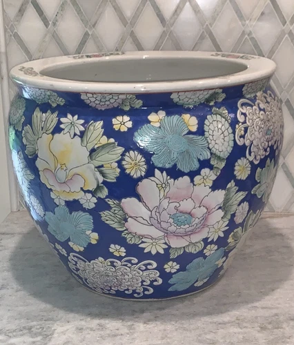 Vintage 1980s Chinoiserie Blue White floral Pot Planter 13”Tall 15”Diameter Top