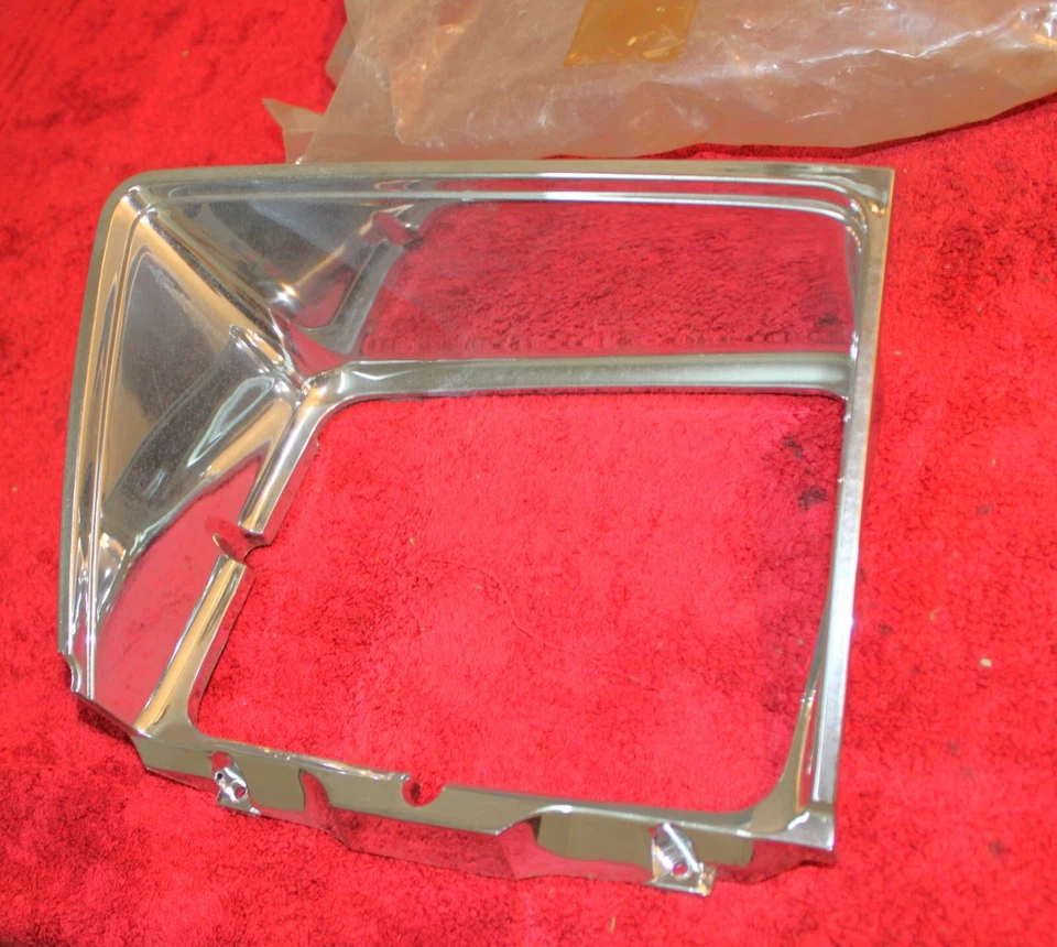 1984 1985 Ford Tempo w/ Chrome Trim Grille NEW OEM NOS RH HEAD LAMP DOOR BEZEL - Image 2 of 4