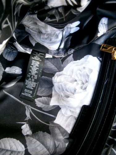 TED BAKER LONDON SHOULDER/HAND LEATHER/POLYVINYL BLACK BAG. CA25459. - Picture 7 of 14