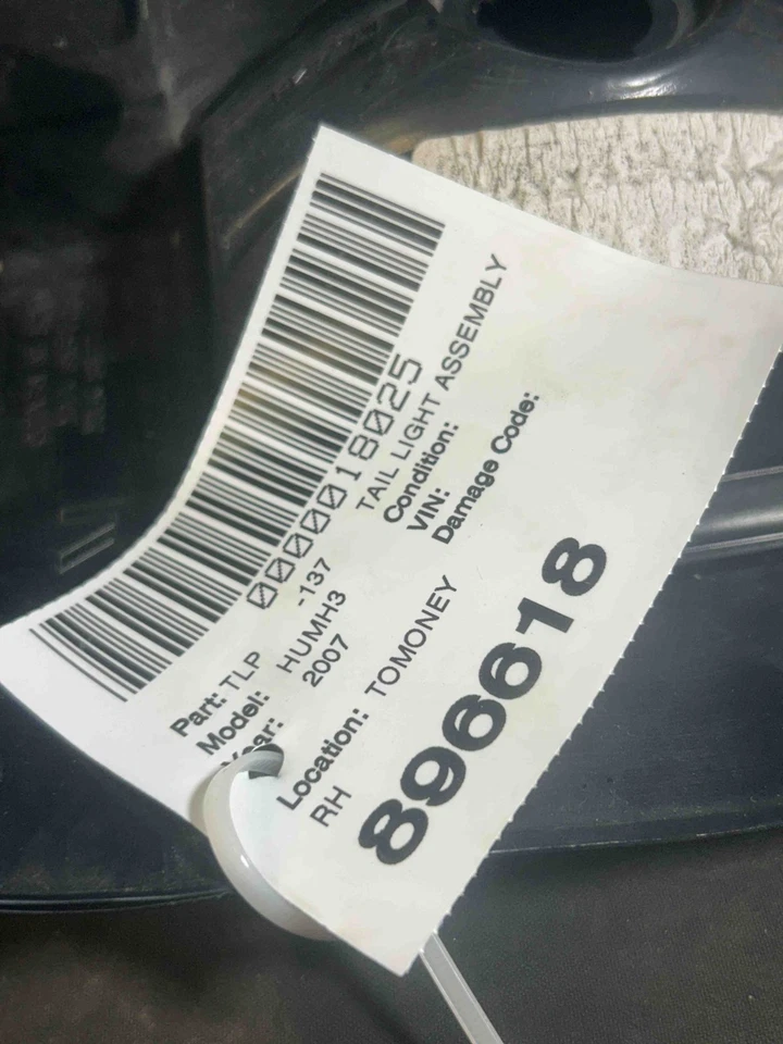 Fits 2006-10 Hummer H3 Right Tail Light OEM:15823510 Foto 4 de 4