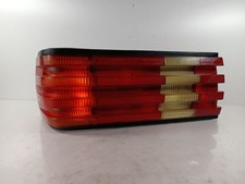 Rückleuchte links Mercedes Benz S-Klasse W126 Rücklicht links 0053316R38