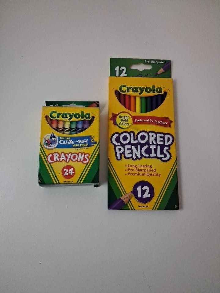 S 12 & Crayons 24 Multicolor Set Pre-sharpened Nontoxic