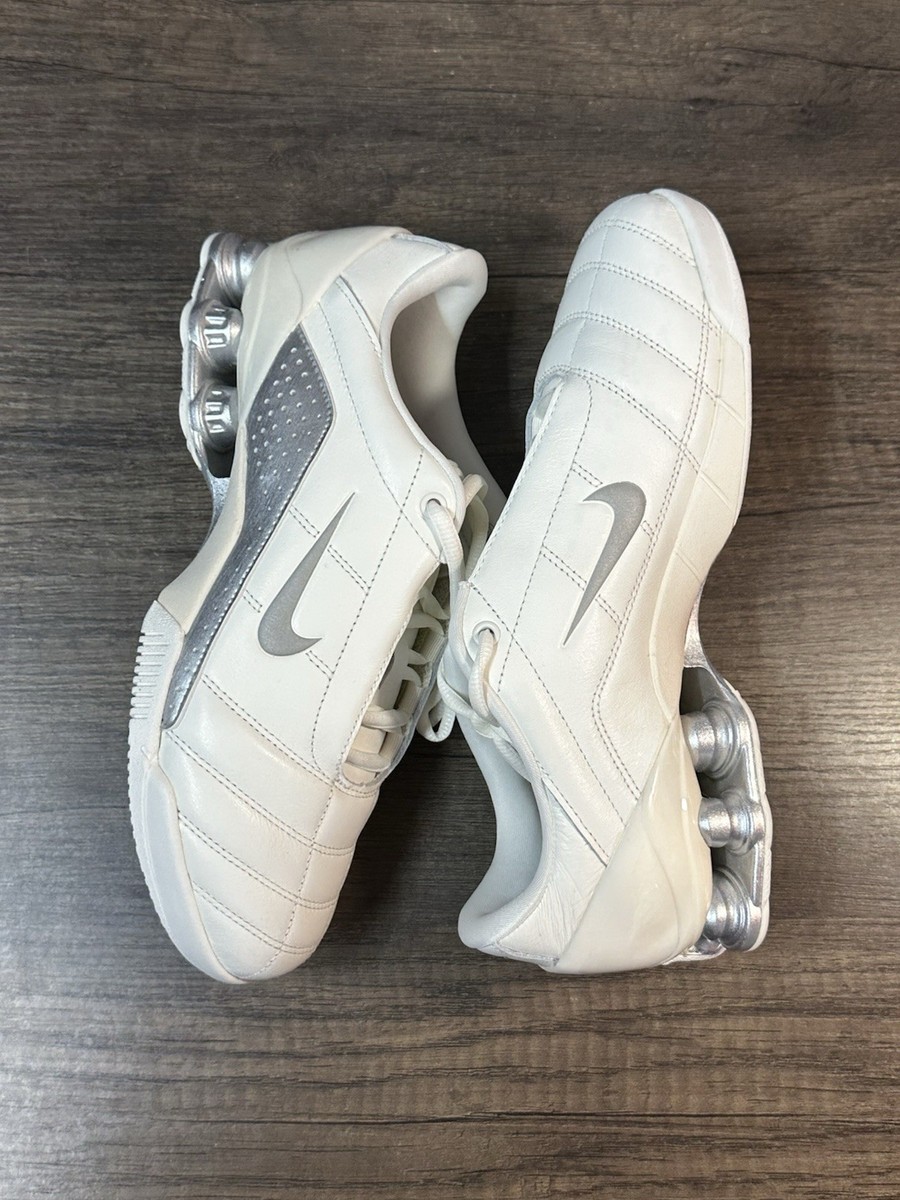 Nike Total 90 Shox Magia Sail Metallic Silver IO9300-100 Women's