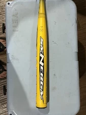 2025 Easton Synergy WBSC Fastpitch Softball Bat - EFP5SYNB 26oz
