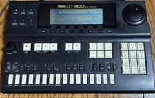 YAMAHA QY300 Music Sequencer Power On All Modes Display OK Untested Sold As-Is